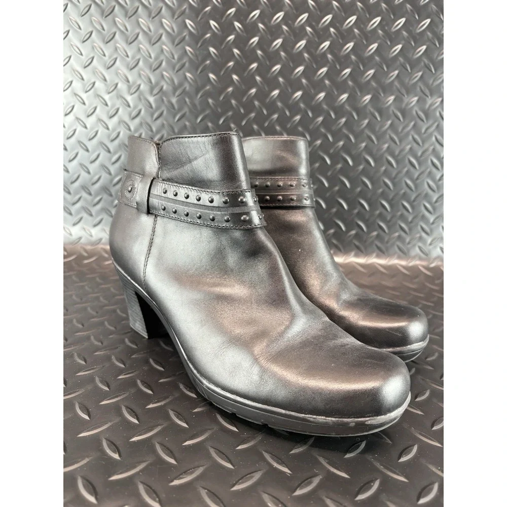 Women's Clarks Bendables 'Dream Belle' Black Leather Ankle Boots Sz 8.5 - Picture 2 of 8